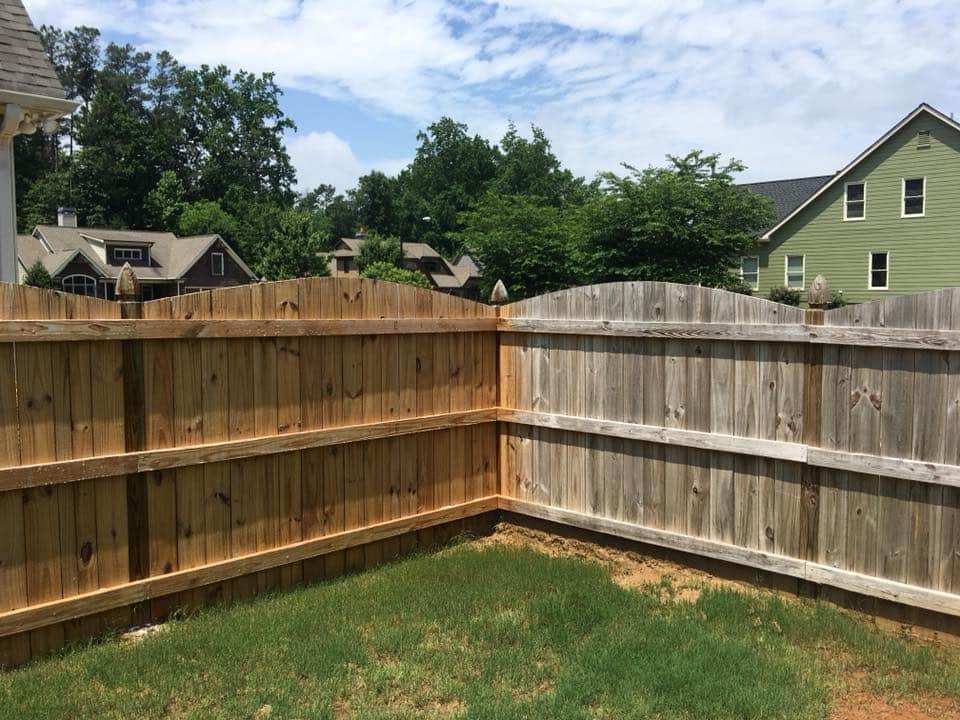 fence staining Kennesaw GA