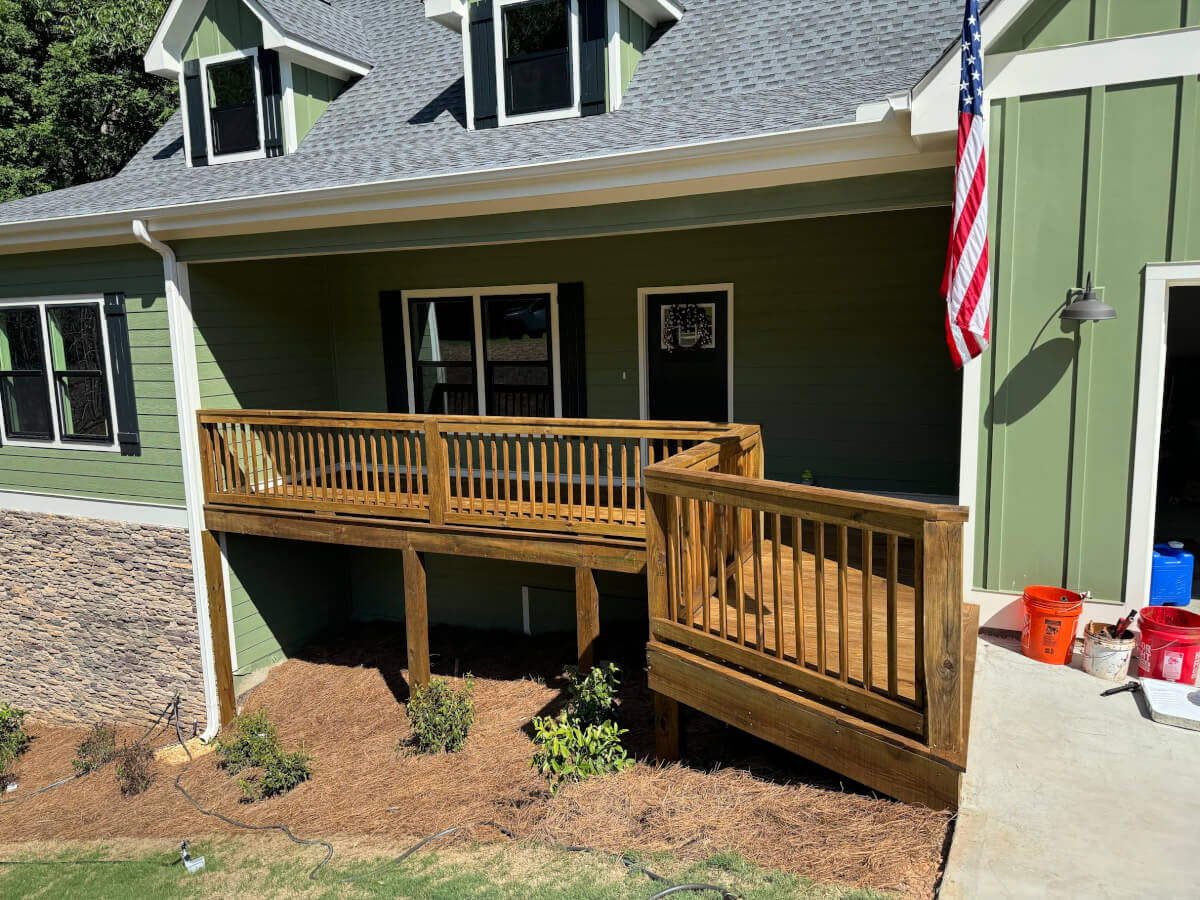 STEVE SPONG CUSTOMER REVIEW PHOTO - WOOD DECK CARE